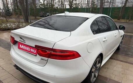 Jaguar XE I рестайлинг, 2018 год, 2 250 000 рублей, 11 фотография