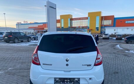 Renault Sandero I, 2013 год, 680 000 рублей, 6 фотография