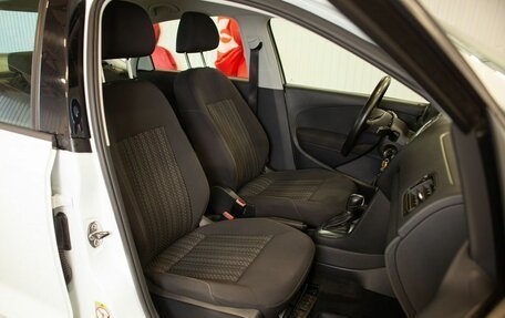 Volkswagen Polo VI (EU Market), 2019 год, 1 430 000 рублей, 30 фотография