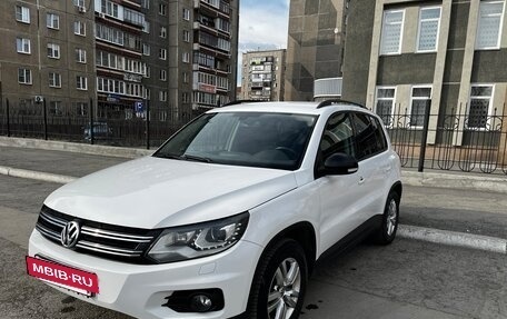 Volkswagen Tiguan I, 2011 год, 1 500 000 рублей, 3 фотография