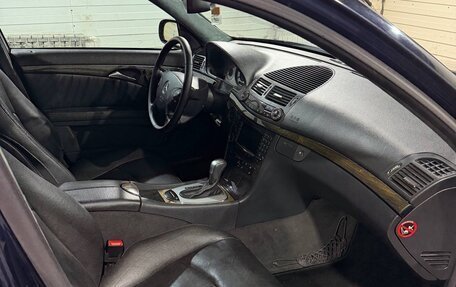 Mercedes-Benz E-Класс, 2003 год, 1 150 000 рублей, 23 фотография