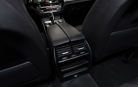 BMW 5 серия, 2019 год, 4 040 000 рублей, 13 фотография