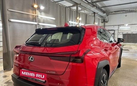 Lexus UX I, 2022 год, 3 900 000 рублей, 3 фотография