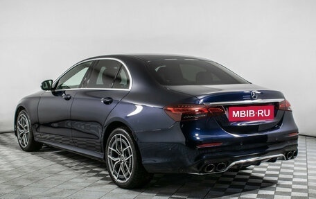Mercedes-Benz E-Класс, 2020 год, 3 770 000 рублей, 7 фотография
