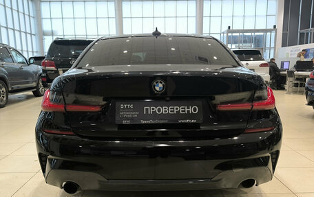 BMW 3 серия, 2019 год, 3 350 000 рублей, 10 фотография