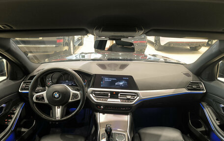BMW 3 серия, 2019 год, 3 350 000 рублей, 18 фотография