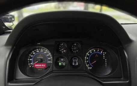 Mitsubishi Montero III, 2000 год, 890 000 рублей, 21 фотография