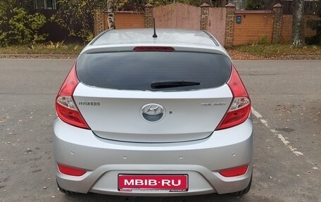 Hyundai Solaris II рестайлинг, 2011 год, 577 000 рублей, 1 фотография