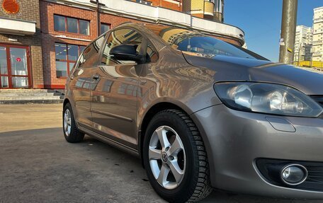 Volkswagen Golf Plus II, 2012 год, 880 000 рублей, 2 фотография