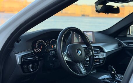 BMW 5 серия, 2019 год, 3 899 000 рублей, 20 фотография