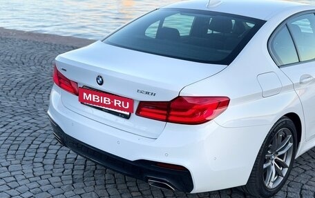 BMW 5 серия, 2019 год, 3 899 000 рублей, 13 фотография