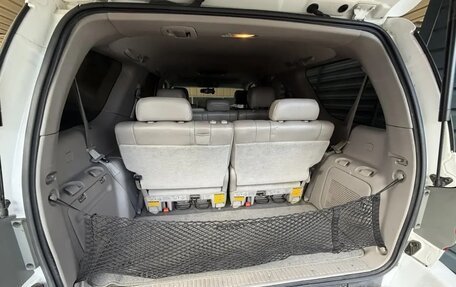 Toyota Sequoia II рестайлинг, 2005 год, 2 700 000 рублей, 11 фотография