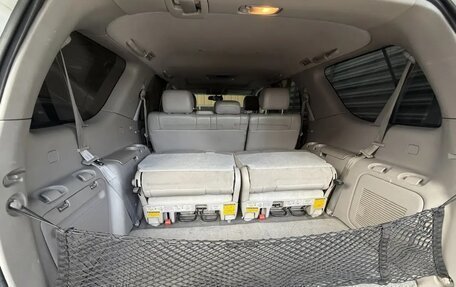 Toyota Sequoia II рестайлинг, 2005 год, 2 700 000 рублей, 12 фотография