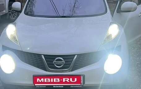 Nissan Juke II, 2011 год, 820 000 рублей, 3 фотография