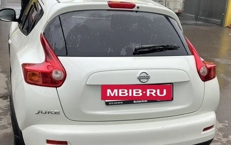 Nissan Juke II, 2011 год, 820 000 рублей, 2 фотография