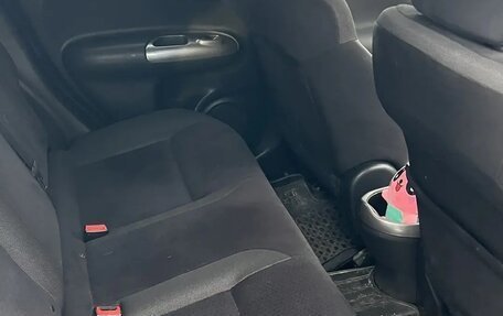 Nissan Juke II, 2011 год, 820 000 рублей, 17 фотография