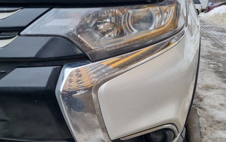 Mitsubishi Outlander III рестайлинг 3, 2017 год, 1 650 000 рублей, 11 фотография