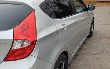 Hyundai Solaris II рестайлинг, 2011 год, 577 000 рублей, 4 фотография