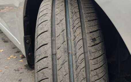 Hyundai Solaris II рестайлинг, 2011 год, 577 000 рублей, 14 фотография