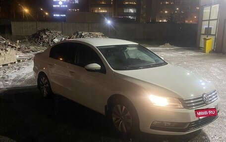 Volkswagen Passat B7, 2011 год, 800 000 рублей, 5 фотография