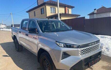 Toyota Hilux, 2025 год, 5 800 000 рублей, 4 фотография
