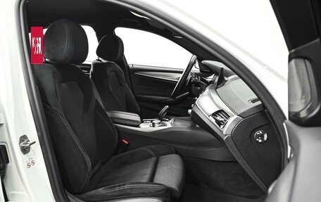 BMW 5 серия, 2019 год, 4 620 000 рублей, 8 фотография