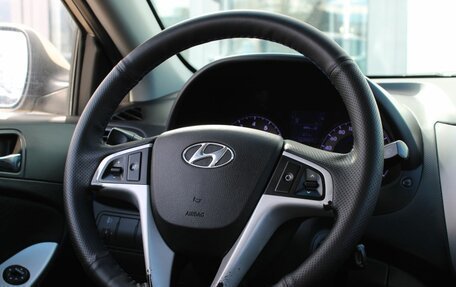 Hyundai Solaris II рестайлинг, 2012 год, 850 000 рублей, 18 фотография