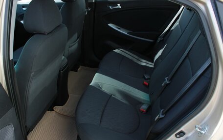 Hyundai Solaris II рестайлинг, 2012 год, 850 000 рублей, 22 фотография