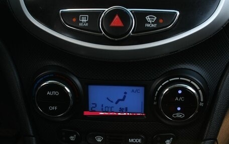 Hyundai Solaris II рестайлинг, 2012 год, 850 000 рублей, 20 фотография