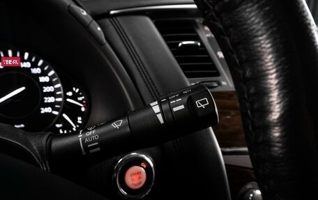 Nissan Patrol, 2011 год, 2 249 000 рублей, 25 фотография