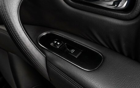 Nissan Patrol, 2011 год, 2 249 000 рублей, 33 фотография