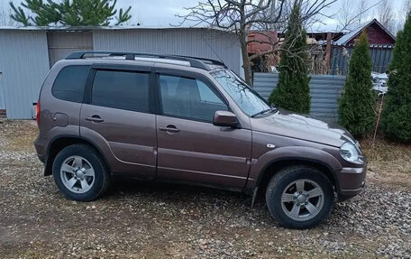 Chevrolet Niva I рестайлинг, 2019 год, 850 000 рублей, 1 фотография