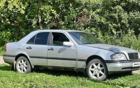Mercedes-Benz C-Класс, 1994 год, 170 000 рублей, 2 фотография