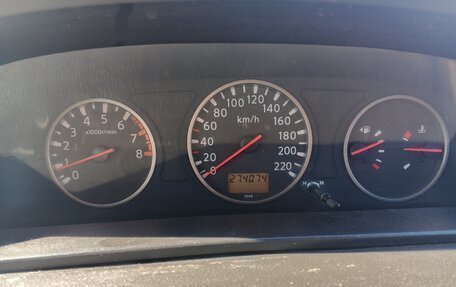 Nissan X-Trail, 2005 год, 725 000 рублей, 12 фотография