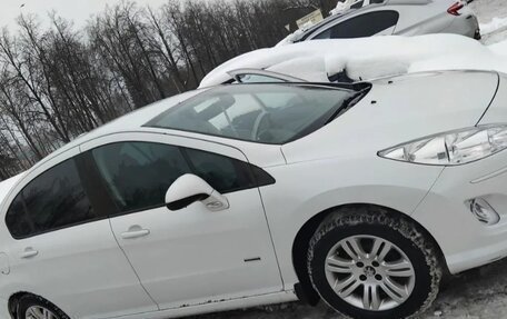 Peugeot 408 I рестайлинг, 2013 год, 600 000 рублей, 2 фотография