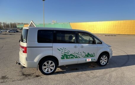 Mitsubishi Delica D:5 I, 2017 год, 2 600 000 рублей, 3 фотография