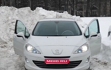 Peugeot 408 I рестайлинг, 2013 год, 600 000 рублей, 3 фотография