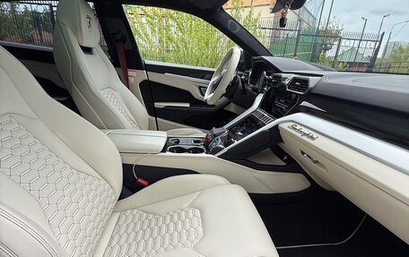 Lamborghini Urus I, 2021 год, 24 000 000 рублей, 17 фотография