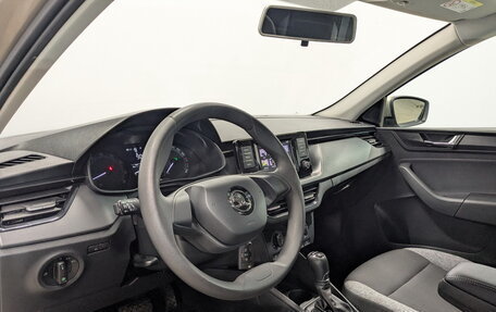 Skoda Rapid II, 2021 год, 1 770 000 рублей, 16 фотография