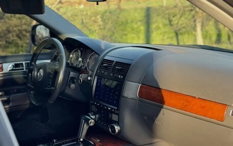 Volkswagen Touareg III, 2006 год, 1 400 000 рублей, 14 фотография