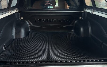 Mitsubishi L200 IV рестайлинг, 2019 год, 3 250 000 рублей, 6 фотография