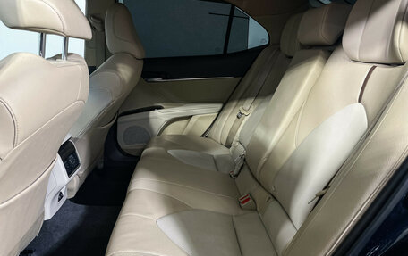 Toyota Camry, 2020 год, 3 500 000 рублей, 10 фотография