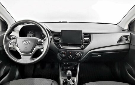 Hyundai Solaris II рестайлинг, 2021 год, 1 510 000 рублей, 5 фотография