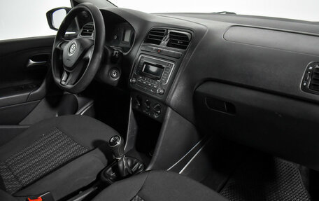 Volkswagen Polo VI (EU Market), 2018 год, 530 000 рублей, 13 фотография