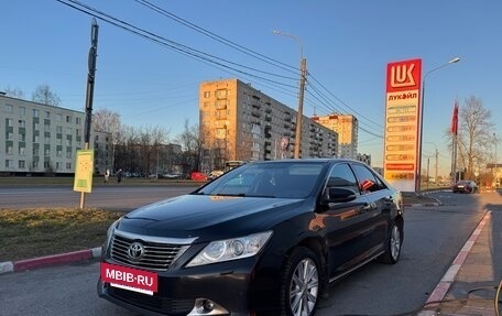 Toyota Camry, 2014 год, 1 750 000 рублей, 6 фотография