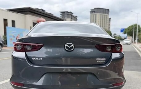 Mazda 3, 2022 год, 2 100 000 рублей, 5 фотография