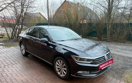 Volkswagen Passat B8 рестайлинг, 2016 год, 1 550 000 рублей, 2 фотография