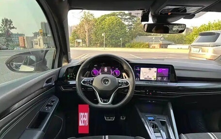 Volkswagen Golf VIII, 2022 год, 1 816 018 рублей, 11 фотография