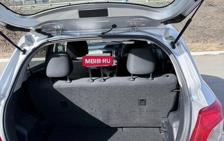 Toyota Vitz, 2013 год, 630 000 рублей, 8 фотография