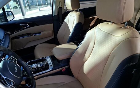 KIA Carnival, 2023 год, 5 500 000 рублей, 15 фотография